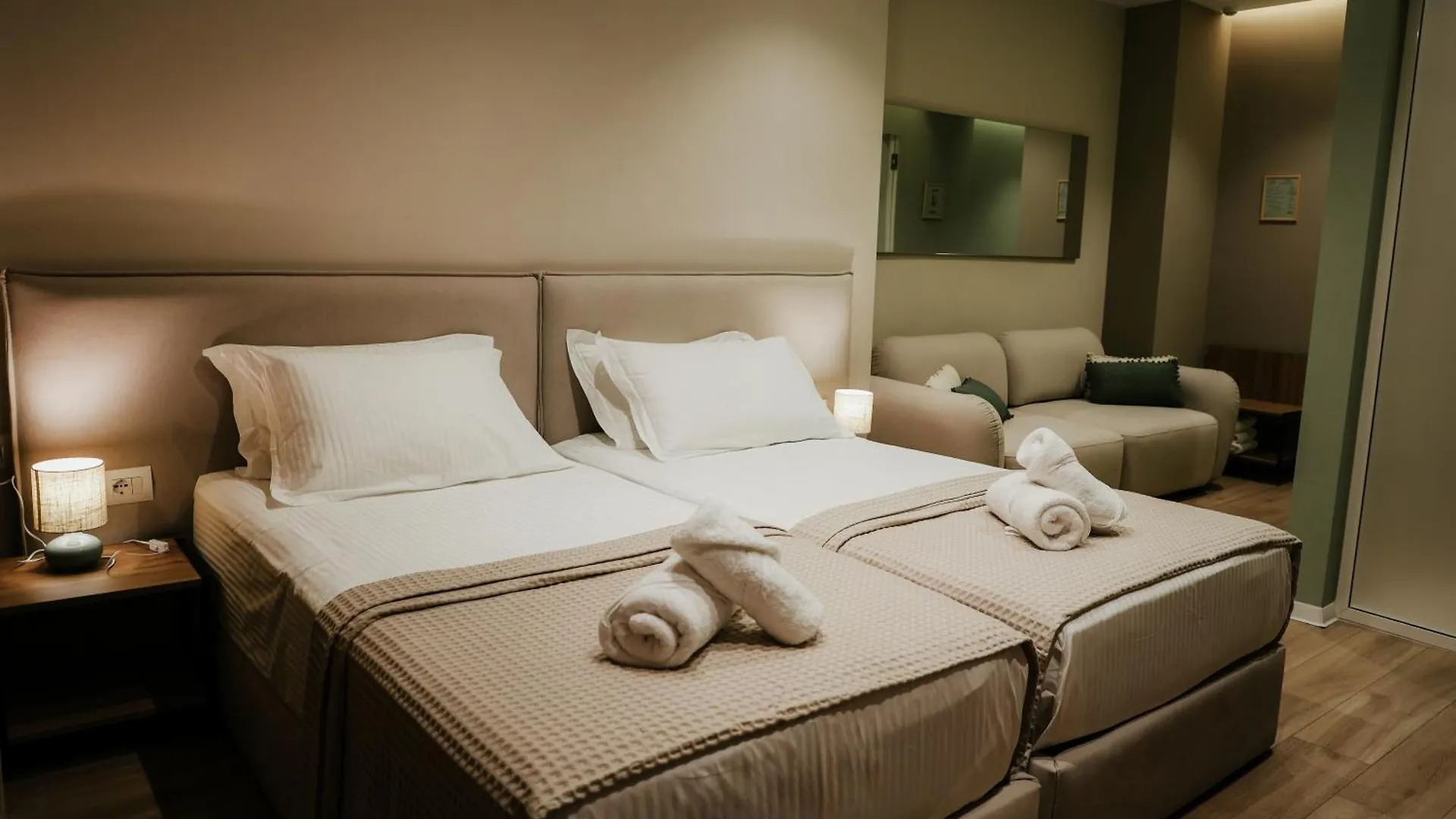 Апартаменты Elite Guesthouse Тирана Албания